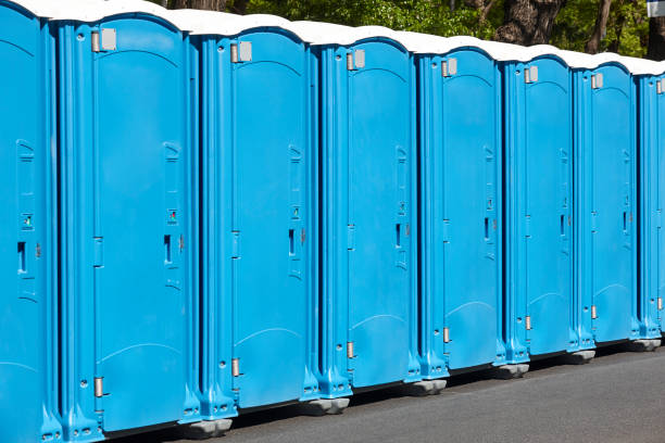 Best Deluxe Portable Toilet Rental in USA